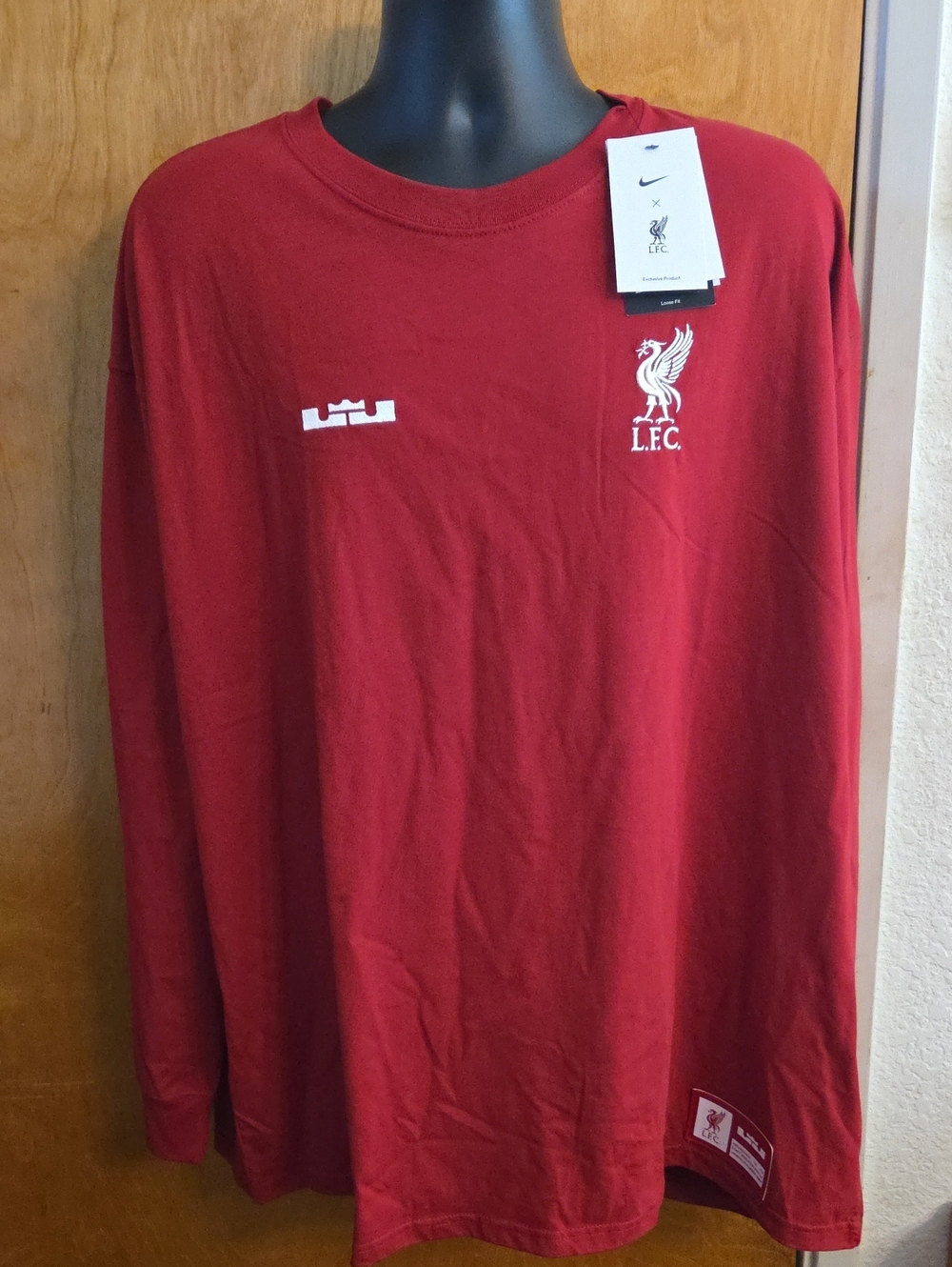 NWT Nike LeBron x Liverpool F.C. Long-Sleeve Max90 Loose Fit Size XXL